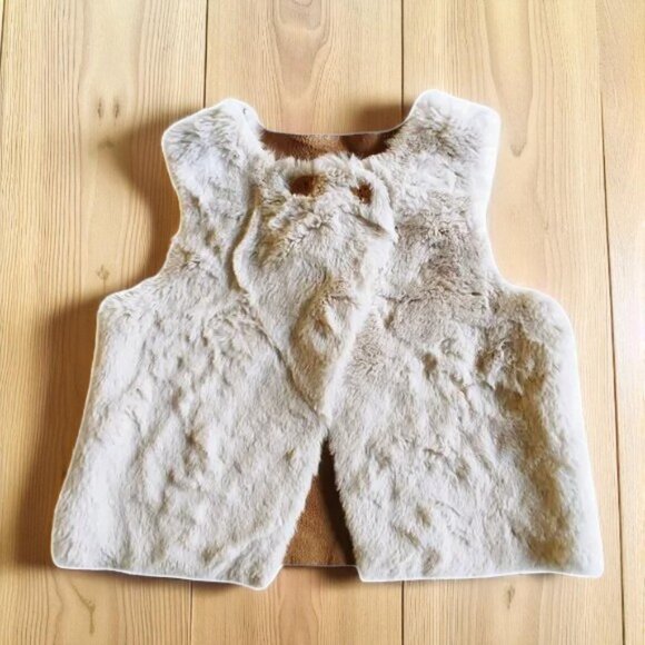 Zara Baby Girl Faux Fur Vest Size 2-3T - Picture 2 of 9